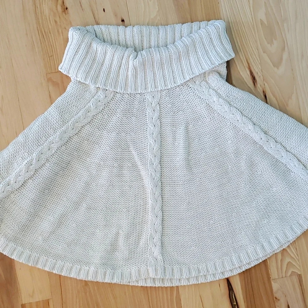 GYMBOREE All Spruced Up Sweater Cape
